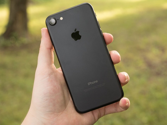 Apple bị người dùng iPhone đòi bồi thường 2 tỷ USD vì ”ăn cắp” bản quyền tính năng