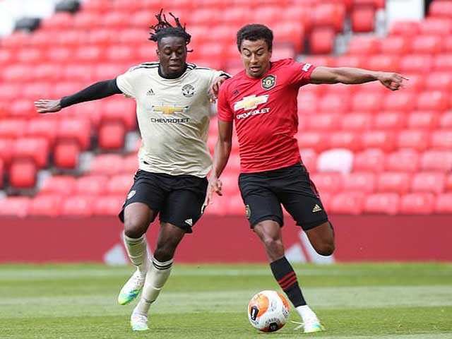 MU đá nội bộ, Pogba đấu Fernandes: 3 SAO ghi cú đúp, rượt đuổi mãn nhãn