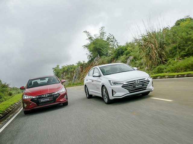 Giá lăn bánh Hyundai Elantra mới nhất tháng 6/2020