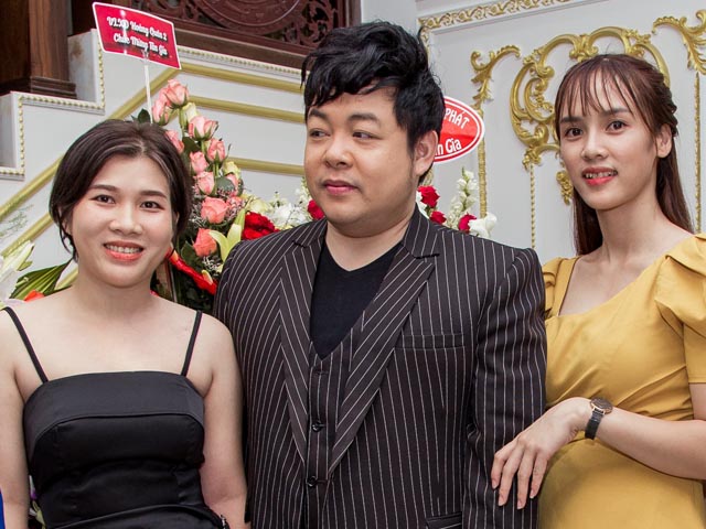 Lý do Quang Lê cát-xê 6.000 USD phá lệ đi hát tiệc miễn phí?