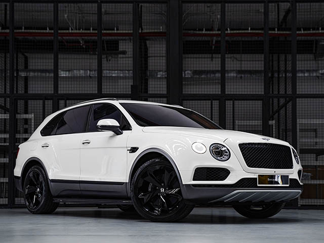 Bộ đôi Bentley Bentayga W12 và Flying Spur V8S chính thức có mặt tại Việt Nam