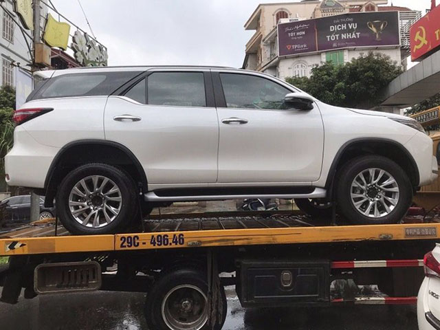 Toyota Fortuner 2021 ra mắt tại Thái Lan sắp về Việt Nam