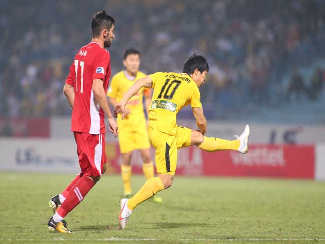 HAGL số 1 V-League: Công mạnh nhất - thủ chắc chắn nhất, Kiatisuk hóa ”phù thủy”