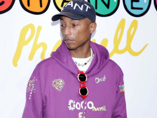5 sự kết hợp ”ăn tiền” của siêu sao Pharrell Williams và các ông lớn thời trang