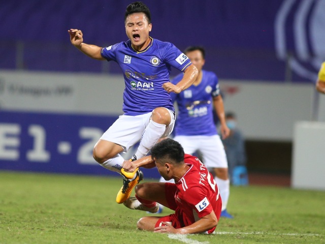 Video Hà Nội - Viettel: Rực lửa 2 thẻ đỏ, 7 phút định đoạt ”derby Thủ đô”