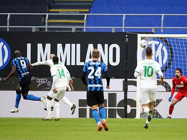 Video Inter Milan - Sassuolo: Công lớn Lukaku, chễm chệ trên đỉnh bảng