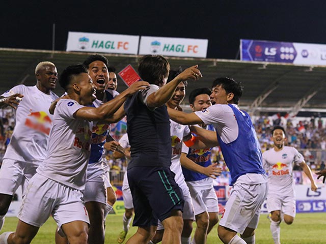 Vỡ òa HAGL bay cao trên bảng xếp hạng V-League:  Viettel bám sát, sắp đại chiến Hà Nội FC