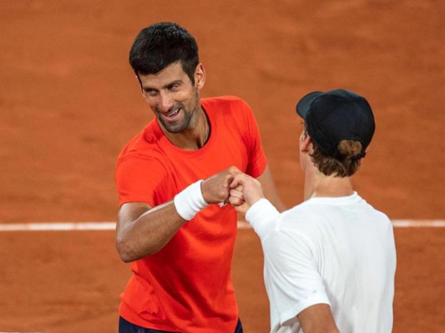 Trực tiếp tennis Djokovic - Sinner: Coi chừng tái hiện cú sốc 5 năm trước