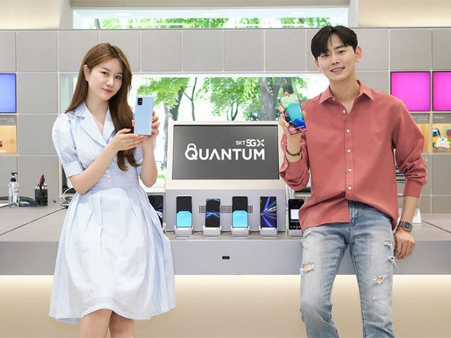 Samsung ra mắt Galaxy Quantum2 5G siêu bảo mật, giá cực ”mềm”
