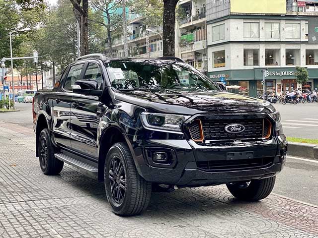 Ford Ranger 2021 nhập khẩu tăng giá sau khi nghe tin xe lắp ráp sắp mở bán