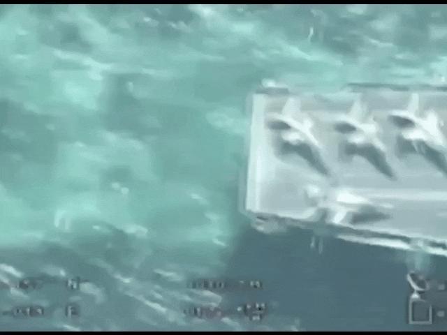 Video: UAV Iran điềm nhiên bay phía trên, soi cận cảnh tàu sân bay hạt nhân Mỹ