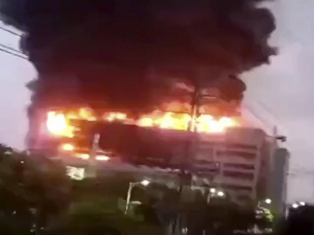 Nhà cung cấp của Apple tại Trung Quốc cháy lớn, 8 người thiệt mạng