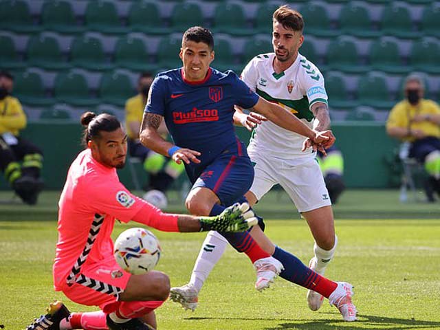 Video Elche - Atletico Madrid: Tiếc nuối Suarez, thót tim phút bù giờ