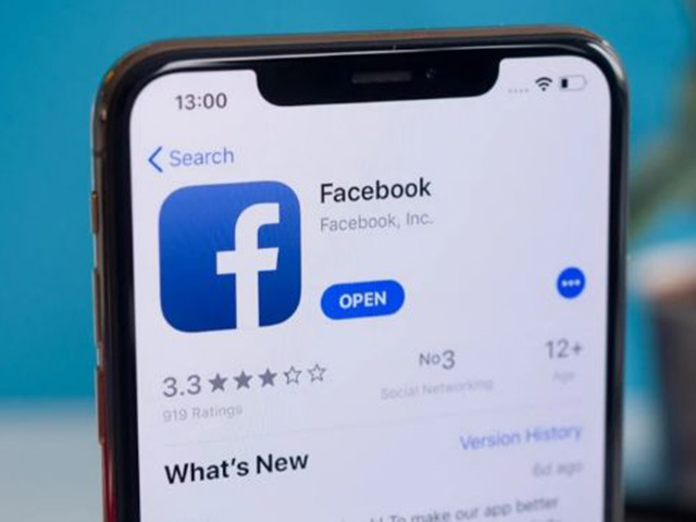 Facebook dọa không cho người dùng iPhone xài miễn phí nữa