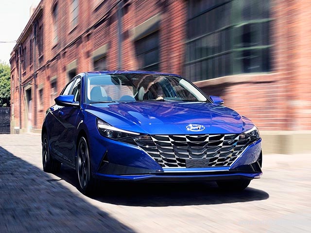 Hyundai Elantra 2021 có thêm phiên bản giá rẻ, dễ tiếp cận người dùng