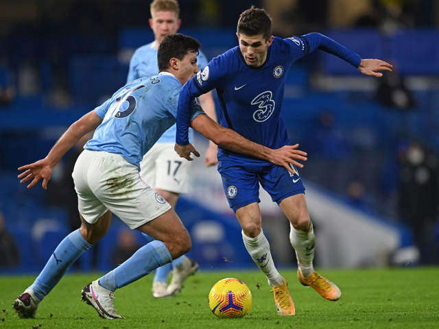 Nóng nhất bảng xếp hạng NHA: Leicester thua đau, Chelsea có động lực đấu Man City