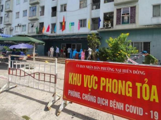 Người đàn ông liều lĩnh đu dây trốn khỏi chung cư bị phong tỏa ở Đà Nẵng