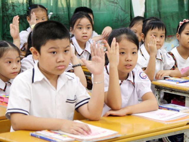 Đà Nẵng: Học sinh tiểu học hoàn thành bài kiểm tra cuối kỳ tại nhà