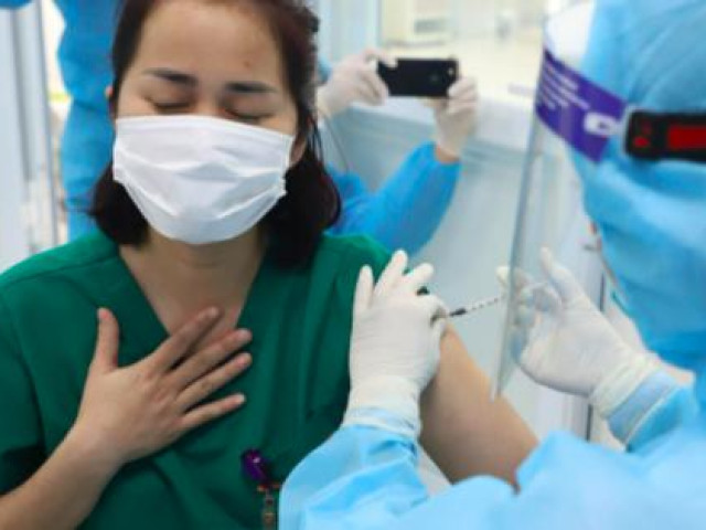 Chủ nhật này, Việt Nam nhận thêm gần 1,7 triệu liều vắc-xin COVID-19