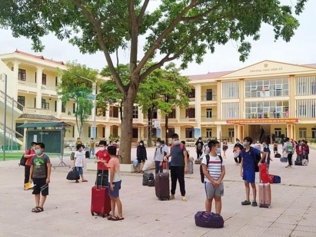 Một học sinh lớp 6 dương tính với SARS-CoV-2, Bắc Giang cách ly 57 người tiếp xúc