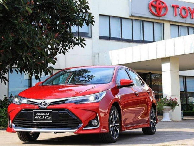 Top 10 xe bán chạy nhất Nhật Bản: Toyota áp đảo