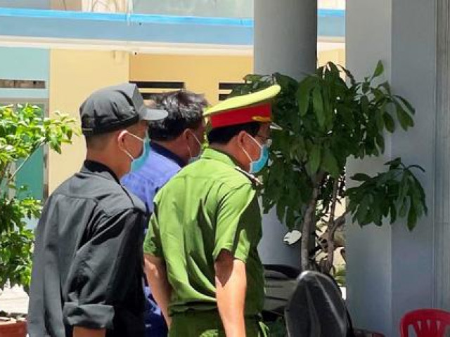 Hình ảnh khám xét, bắt tạm giam cựu Giám đốc Sở Tài nguyên - Môi trường Khánh Hòa