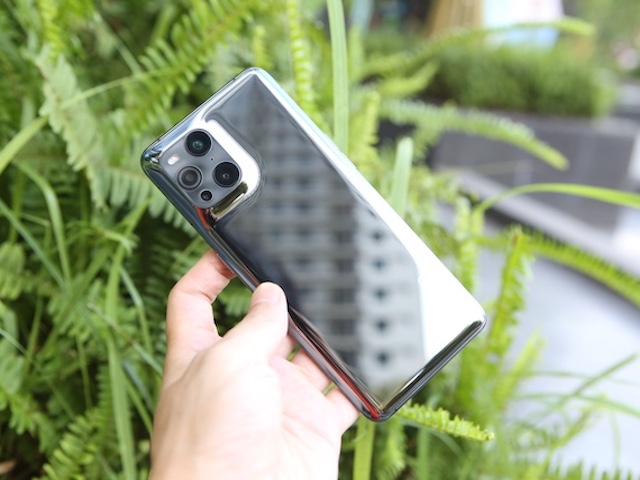 Ảnh trên tay Oppo Find X3 Pro 5G với camera hiển vi siêu thú vị