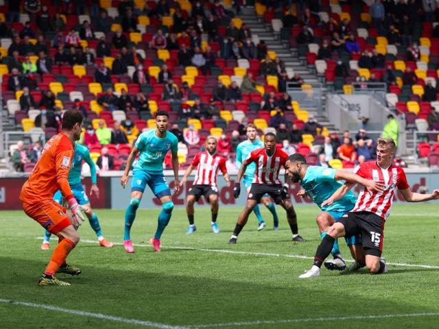 Video Brentford - Bournemouth: Ngược dòng giật vé đá trận cầu 100 triệu bảng