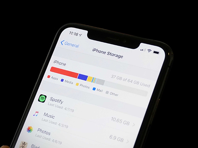 iPhone sắp hết bộ nhớ - hãy làm điều này trước khi mua cái mới