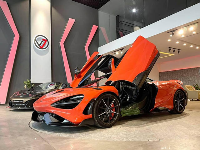 Siêu xe đình đám McLaren 765LT thứ 3 về Việt Nam với tùy chọn đắt đỏ