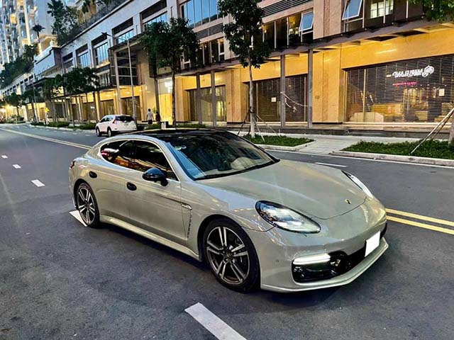 Porsche Panamera lăn bánh 64.000km rao bán lại chỉ 1,7 tỷ đồng