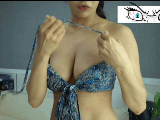 Thử bikini nhưng bị tuột dây quai trên sóng, mẫu Hàn Quốc hút lượt tương tác ”vỡ bờ đê”