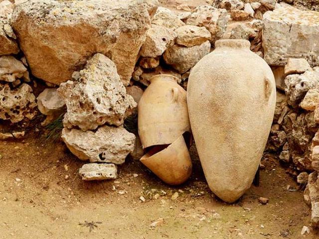 Bí mật kinh khủng được phát hiện trong bình gốm bị nguyền rủa cách đây 2300 năm
