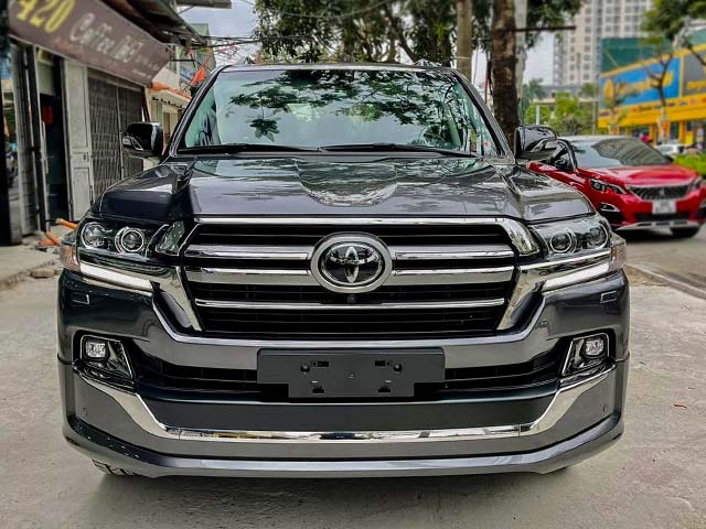 Hàng khủng Toyota Land Cruiser VSX có mặt tại Việt Nam, giá bán gần 7 tỷ đồng