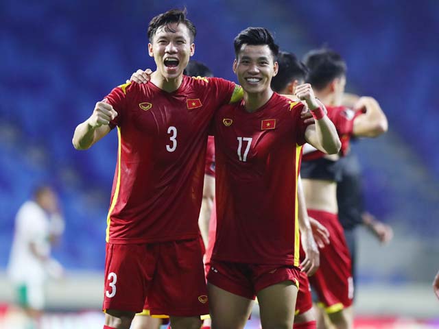 Nóng bảng xếp hạng vòng loại World Cup: Việt Nam vùi dập Indonesia, hơn UAE mấy điểm?