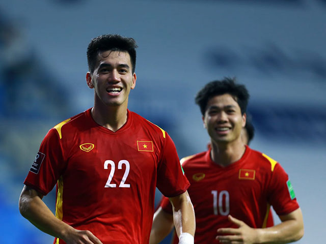 Việt Nam đứng thứ mấy ở nhóm 12 ”ông lớn” châu Á trên bảng xếp hạng FIFA?