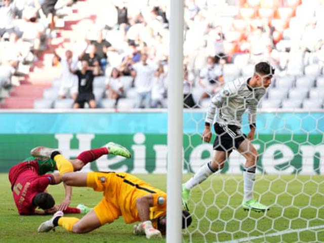 Trực tiếp bóng đá Bồ Đào Nha - Đức: Gnabry suýt nữa nâng lên 3-1 (EURO)