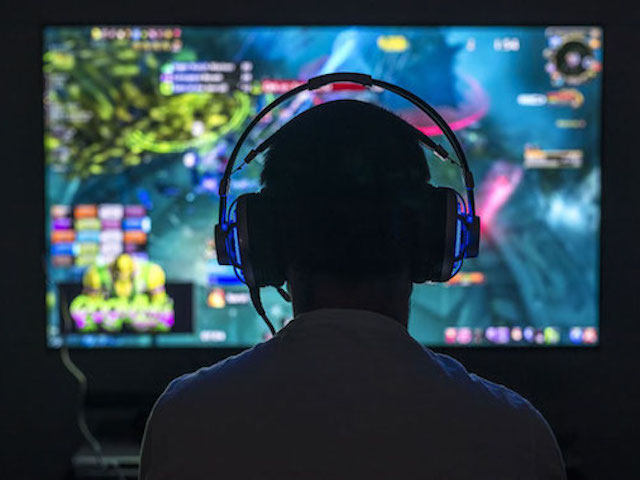 Hơn 50% game thủ dành gần 3 giờ/ngày cho eSport trong đại dịch COVID-19