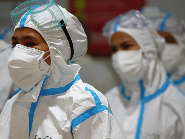 Hơn 300 nhân viên y tế Indonesia nhiễm Covid-19 dù đã tiêm vắc-xin: Chuyên gia TQ nói gì?
