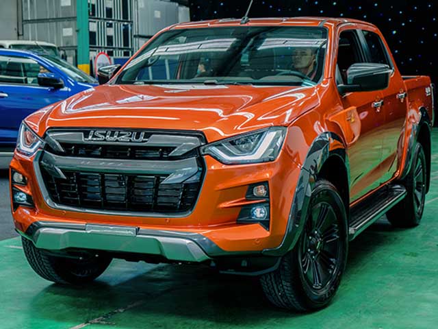 Doanh số Isuzu D-Max vẫn như ”ế” dù đã thay đổi xe mới