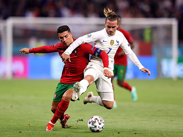Chóng mặt 90 phút Bồ Đào Nha – Ronaldo lên đỉnh xuống đáy, thoát bị loại ở EURO như thế nào?