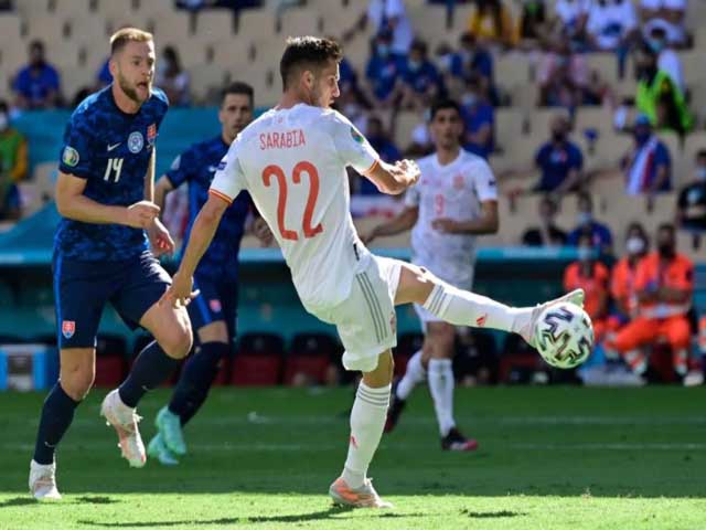 Video Slovakia - Tây Ban Nha: Phản lưới đáng trách, cay đắng cuối hiệp (H1) (EURO)