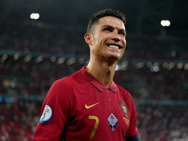 10 kỷ lục sau vòng bảng EURO 2020: Ronaldo vui buồn lẫn lộn