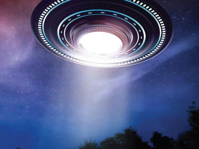 Mỹ công bố thông tin hơn 140 lần chạm trán UFO, không loại trừ người ngoài hành tinh