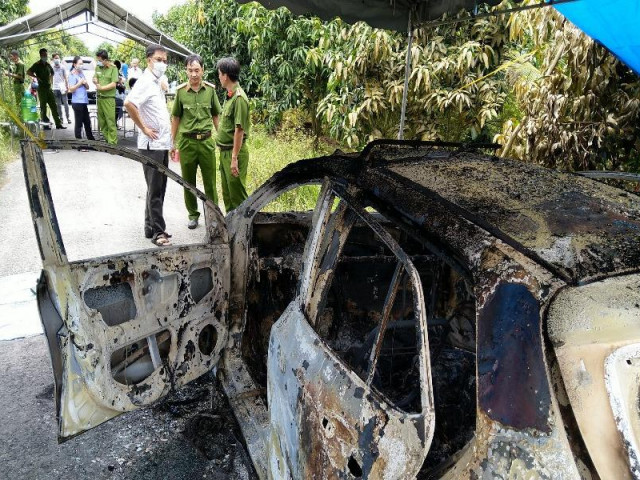 Vụ bộ xương người trên taxi: Tài xế buồn chuyện tình cảm nên tự thiêu