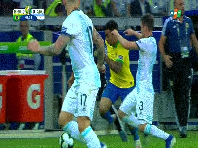 Kinh điển Brazil đấu Argentina: ”Chặt chém” nảy lửa, Messi gặp họa (Bán kết Copa America)