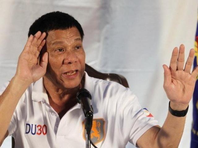 Ông Duterte thách Mỹ tuyên chiến với Trung Quốc trên biển Đông