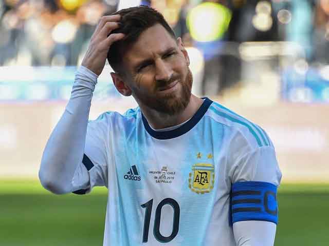 Messi lần thứ 2 bị đuổi sau 824 trận: Đoạn kết 14 năm, vết xước của huyền thoại