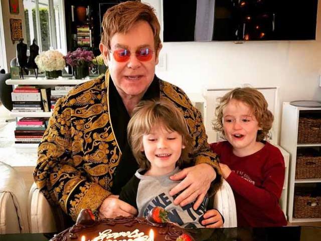 Không chỉ riêng Elton John, nhiều ngôi sao có cách độc đáo khi dạy con