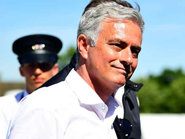 Chuyển nhượng HOT 8/7: Mourinho từ chối đề nghị nghìn tỷ từ Trung Quốc